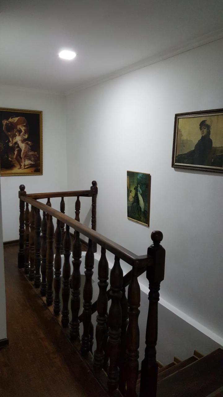 טביליסי Guesthouse Different מראה חיצוני תמונה